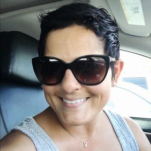 Meet your Posher, Marisa